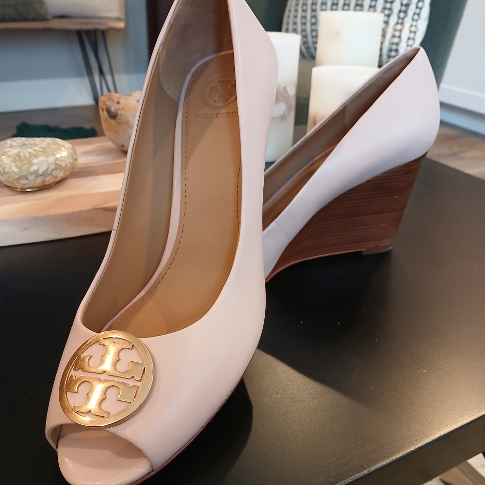Tory Burch Pink Peep Toe Wedge Heels 9.5
